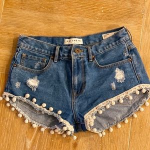 Bullhead Jean shorts